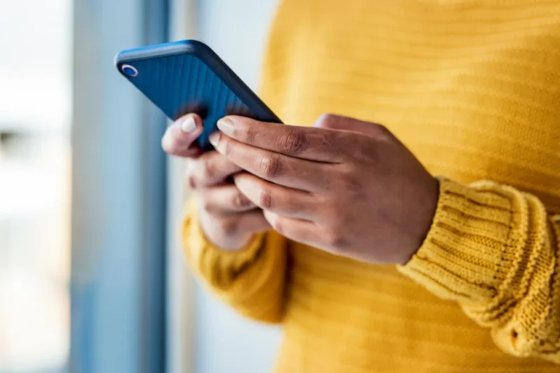 The Interplay Between Social Media Feeds and Mental Well-being: A New Study Explores the Algorithmic Connection to Depressive Symptoms