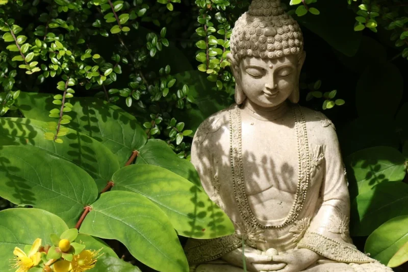 The Serenity Prayer: Navigating the Unchangeable with Wisdom and Courage